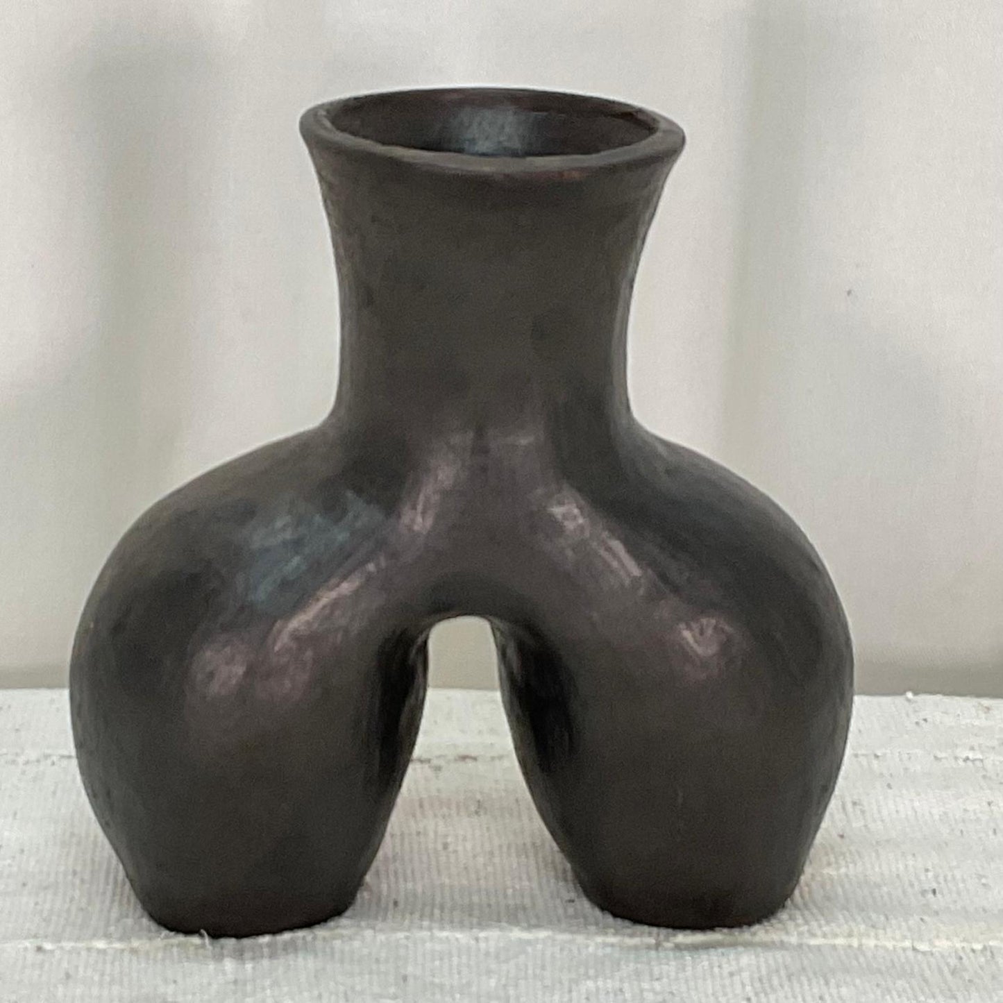 Coco fesse vase ceramic 23cm #03