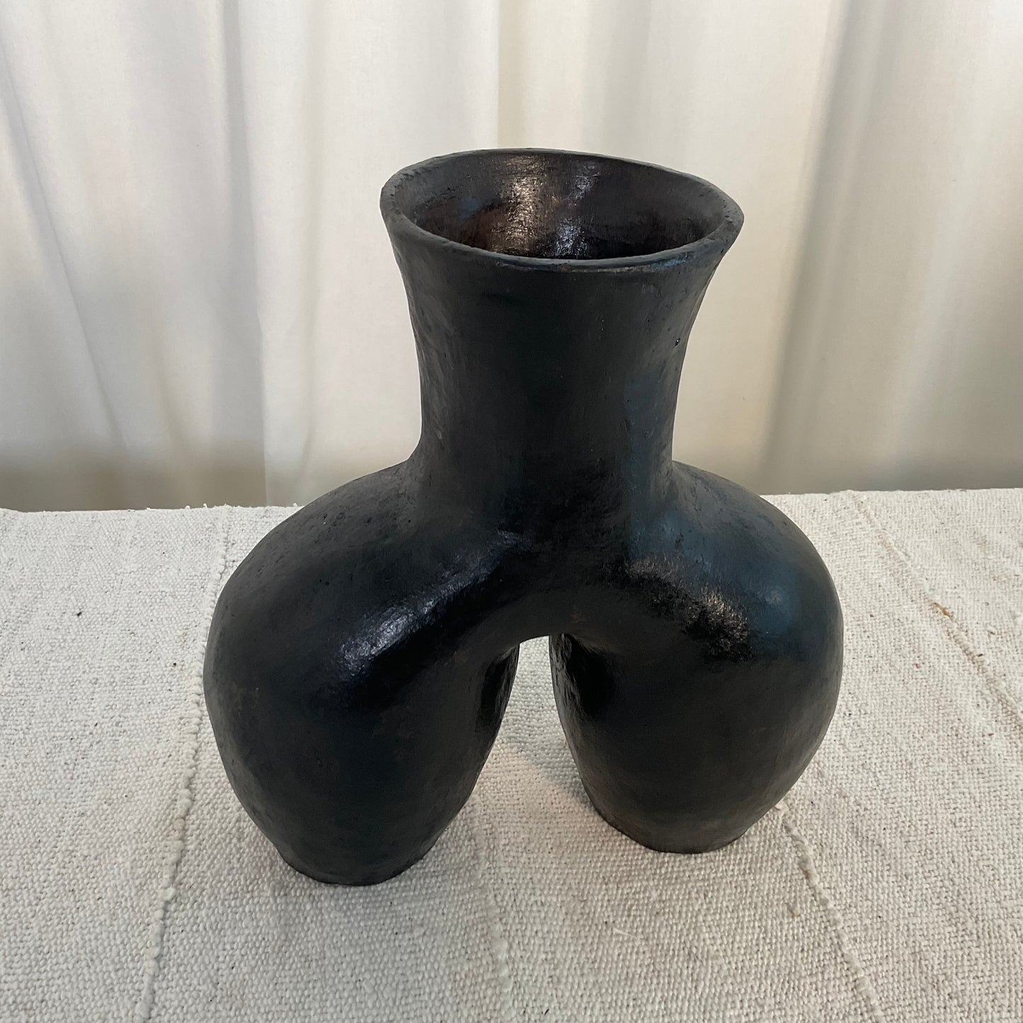 Coco fesse vase ceramic 25cm #01