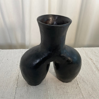 Coco fesse vase ceramic 25cm #01