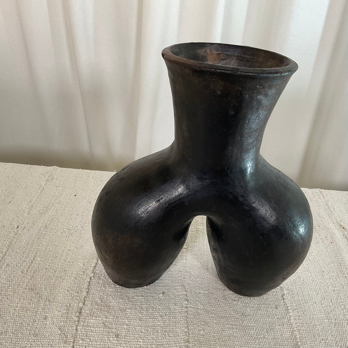 Coco fesse vase ceramic 28cm #02
