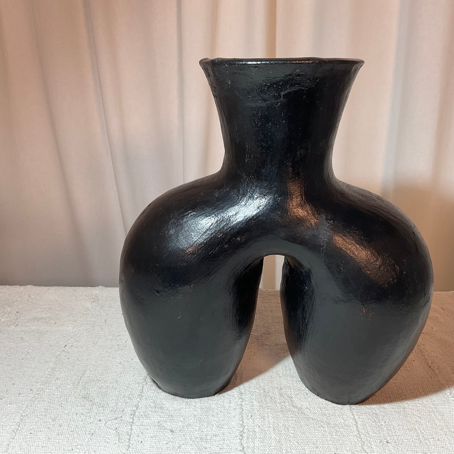 Coco fesse vase ceramic 39 cm #08