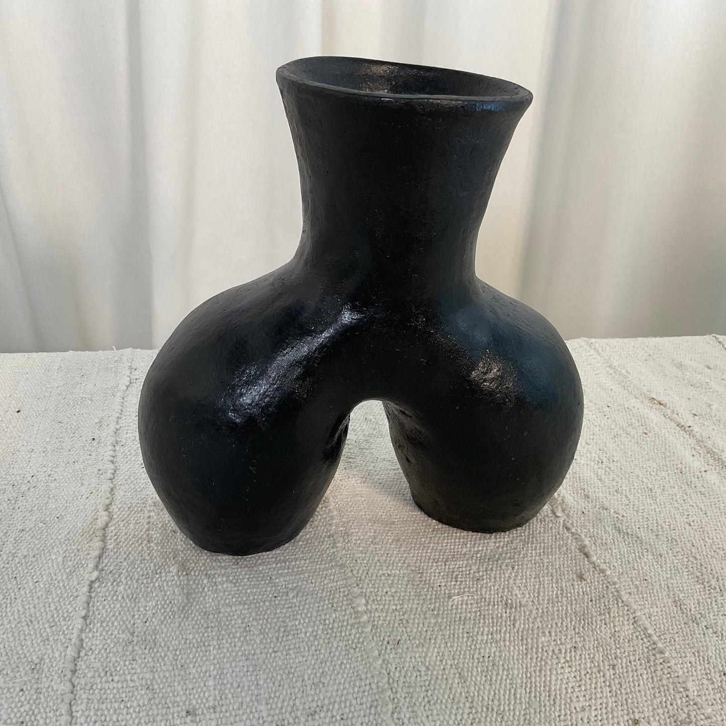 Coco fesse vase ceramic 23cm #05