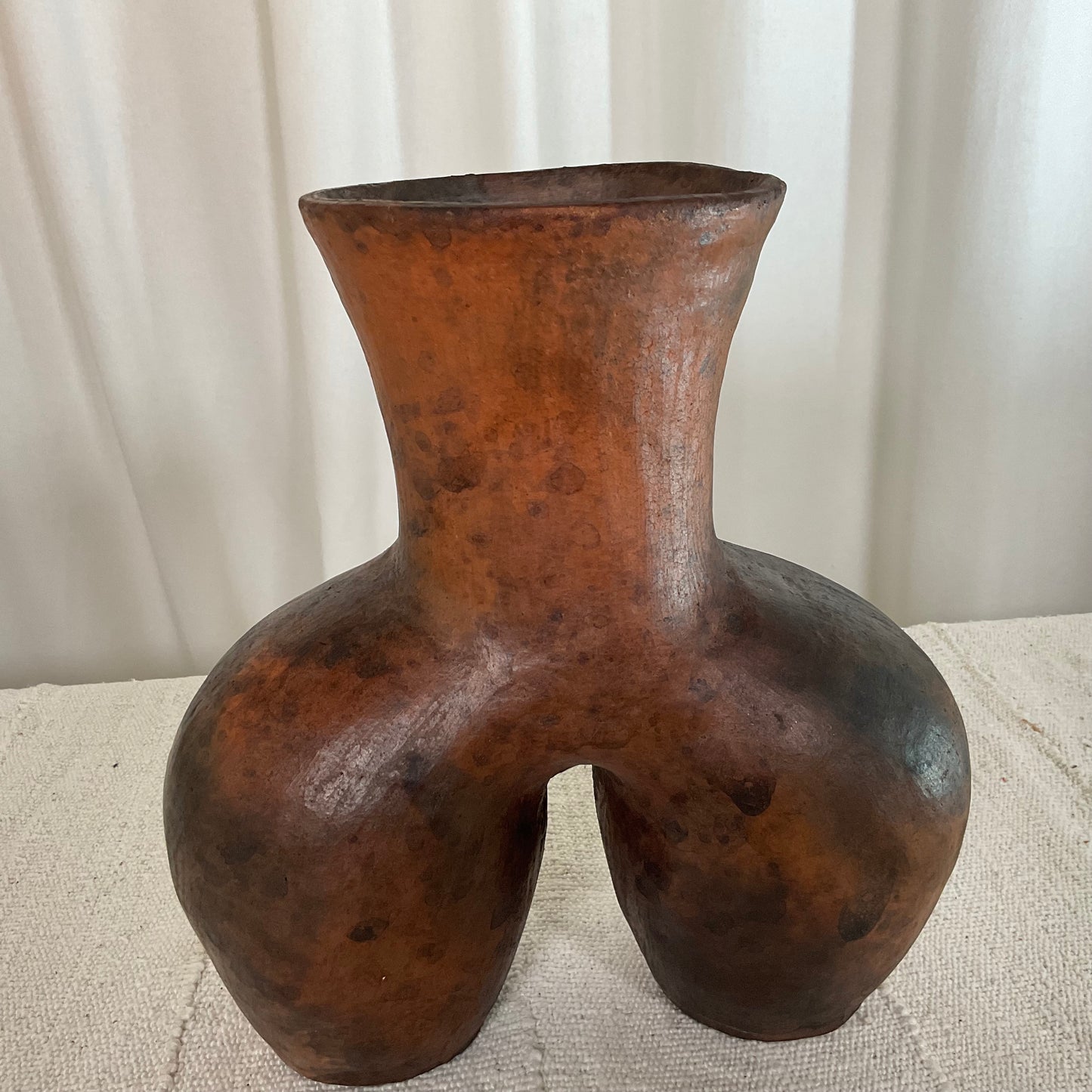 Coco fesse vase ceramic 28cm #01