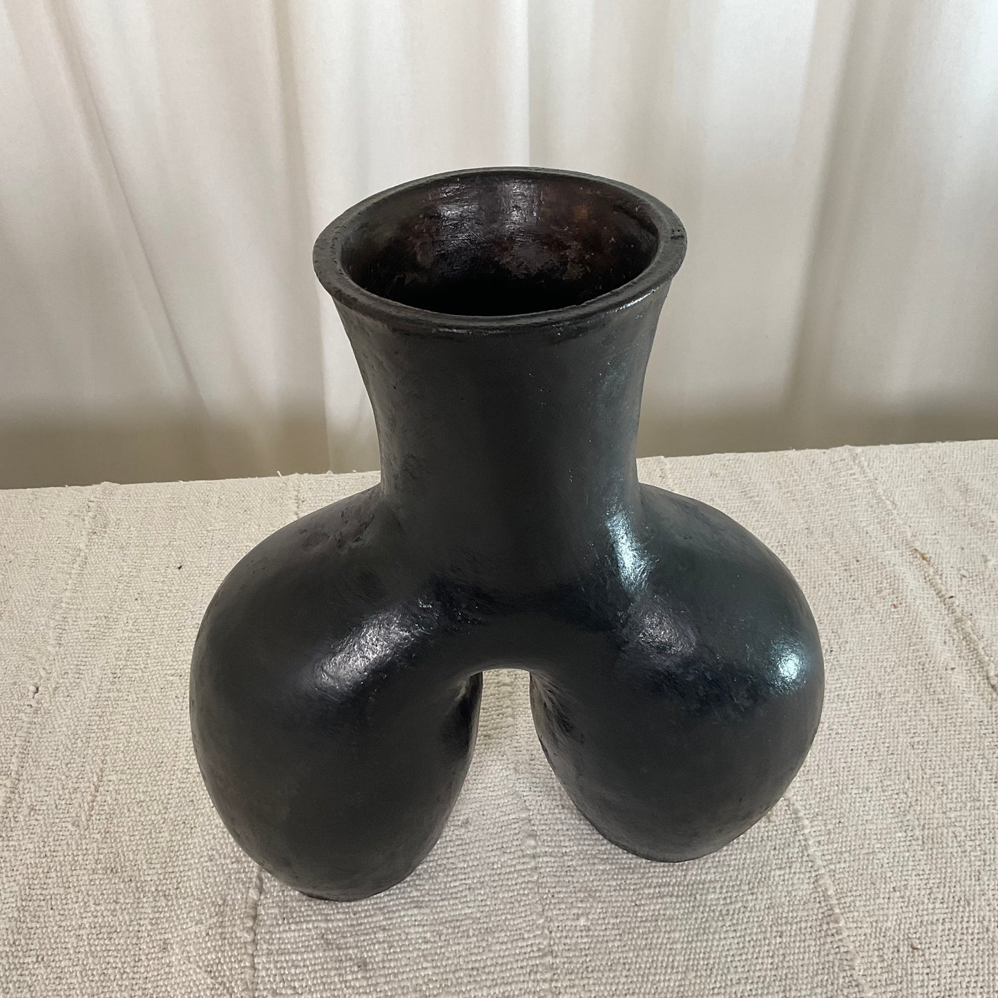 Coco fesse vase ceramic 29cm #05