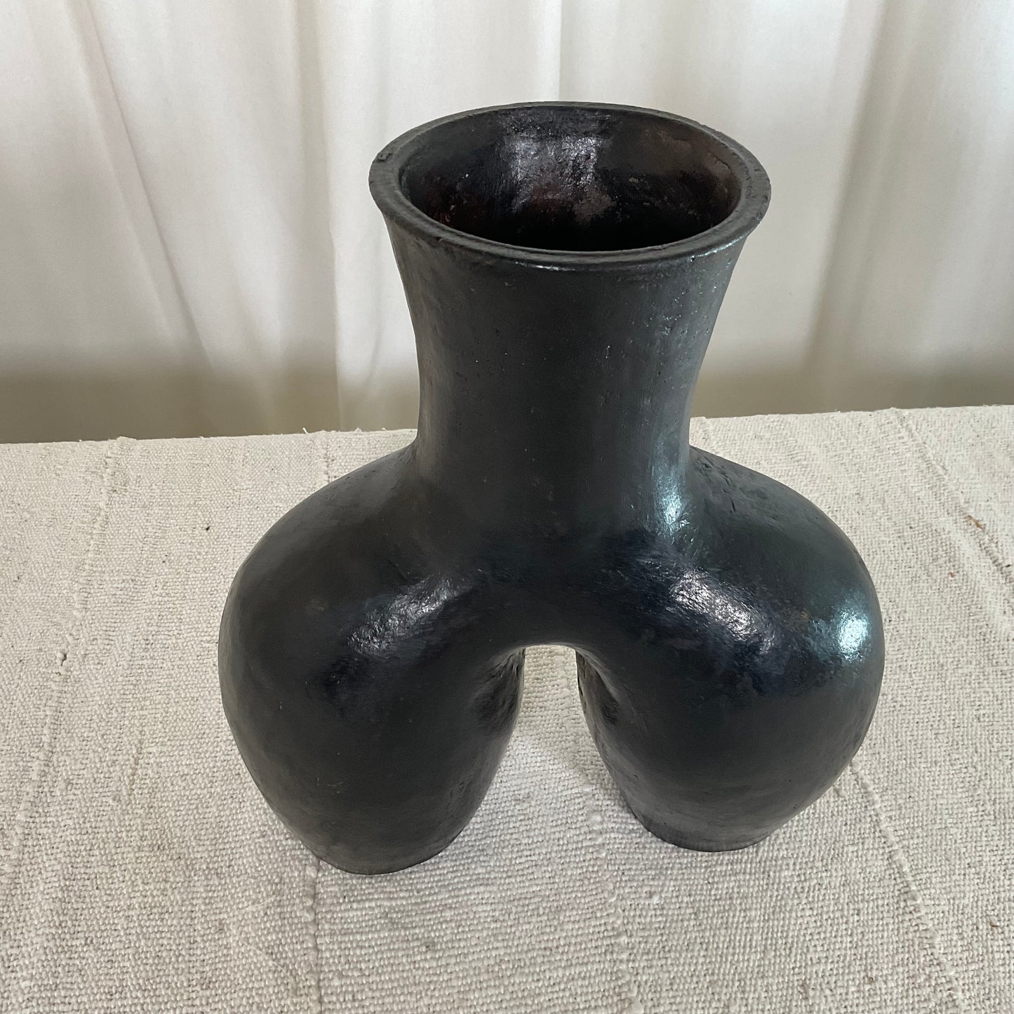 Coco fesse vase ceramic 29cm #05