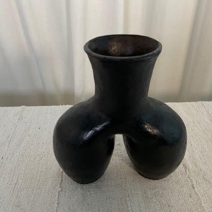 Coco fesse vase ceramic 25cm #01