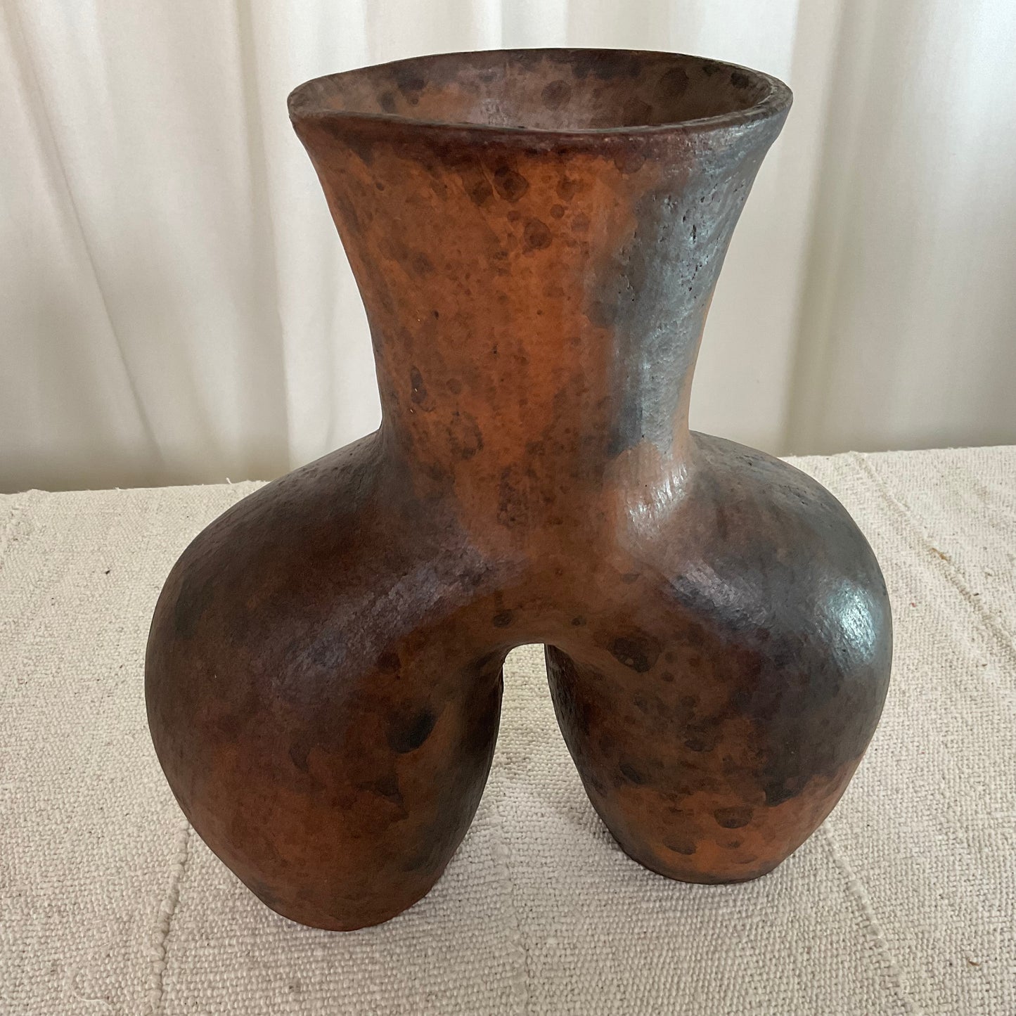 Coco fesse vase ceramic 28cm #01