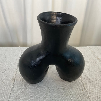 Coco fesse vase ceramic 23cm #05