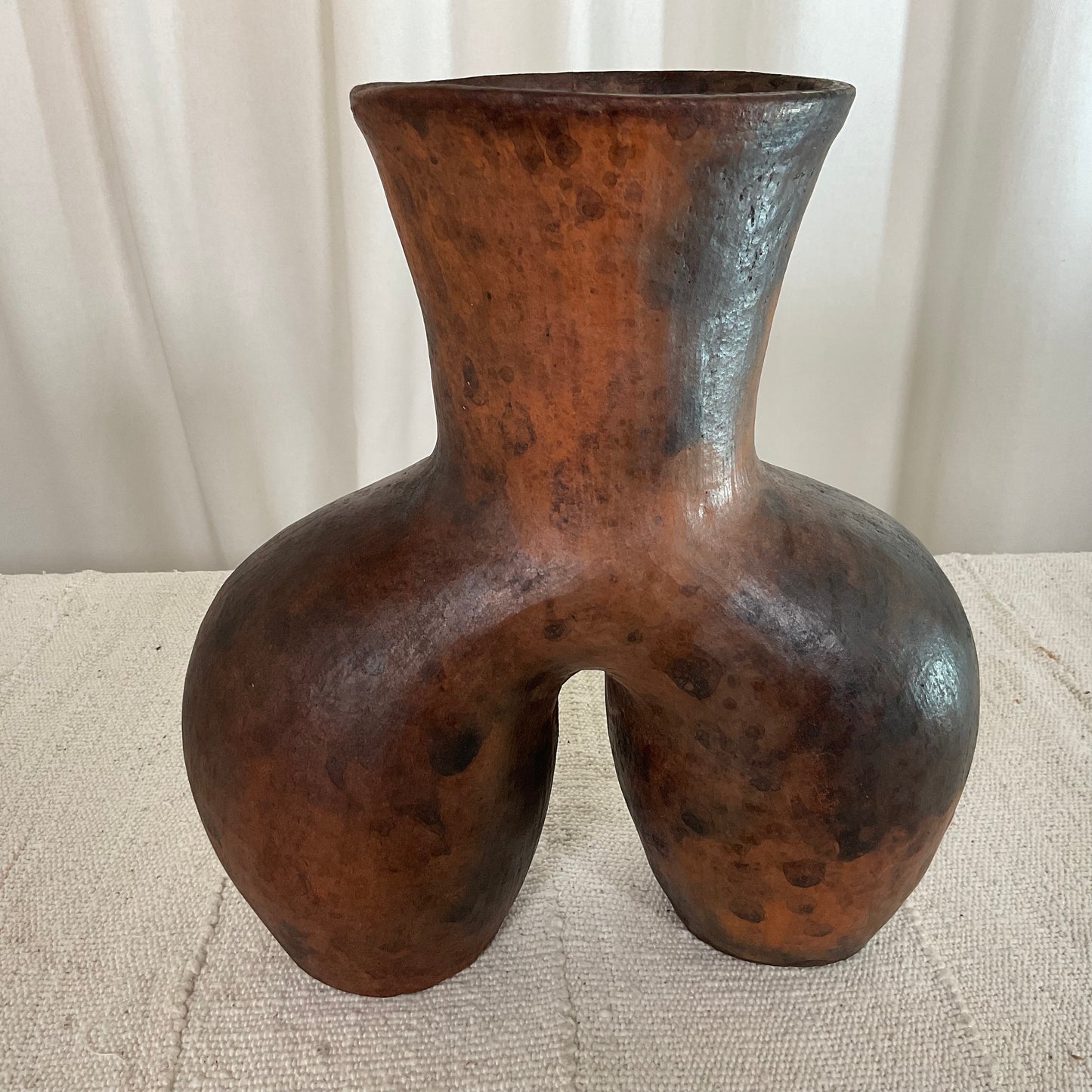 Coco fesse vase ceramic 28cm #01