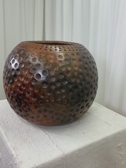 Vase model C dotted #03 | IVORY COAST